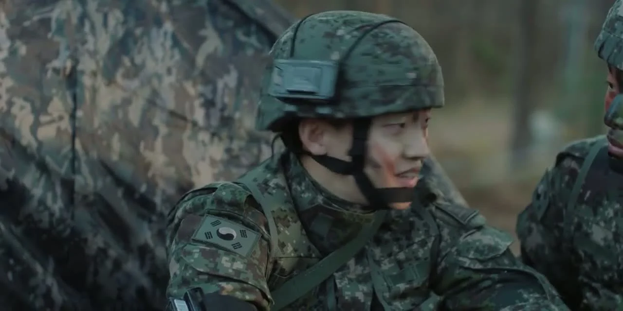 Кадры из сериала Военный повар становится легендой (2026)